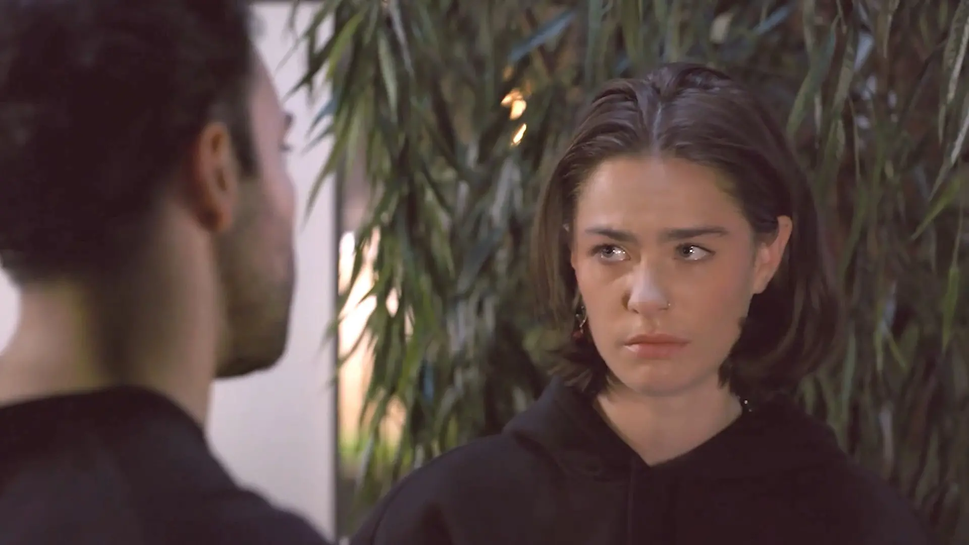 Zu viel vorgefallen! Sieht Larissa noch eine Zukunft mit Baris? „Unter uns“-Folge vom 12.10.26 auf RTL+