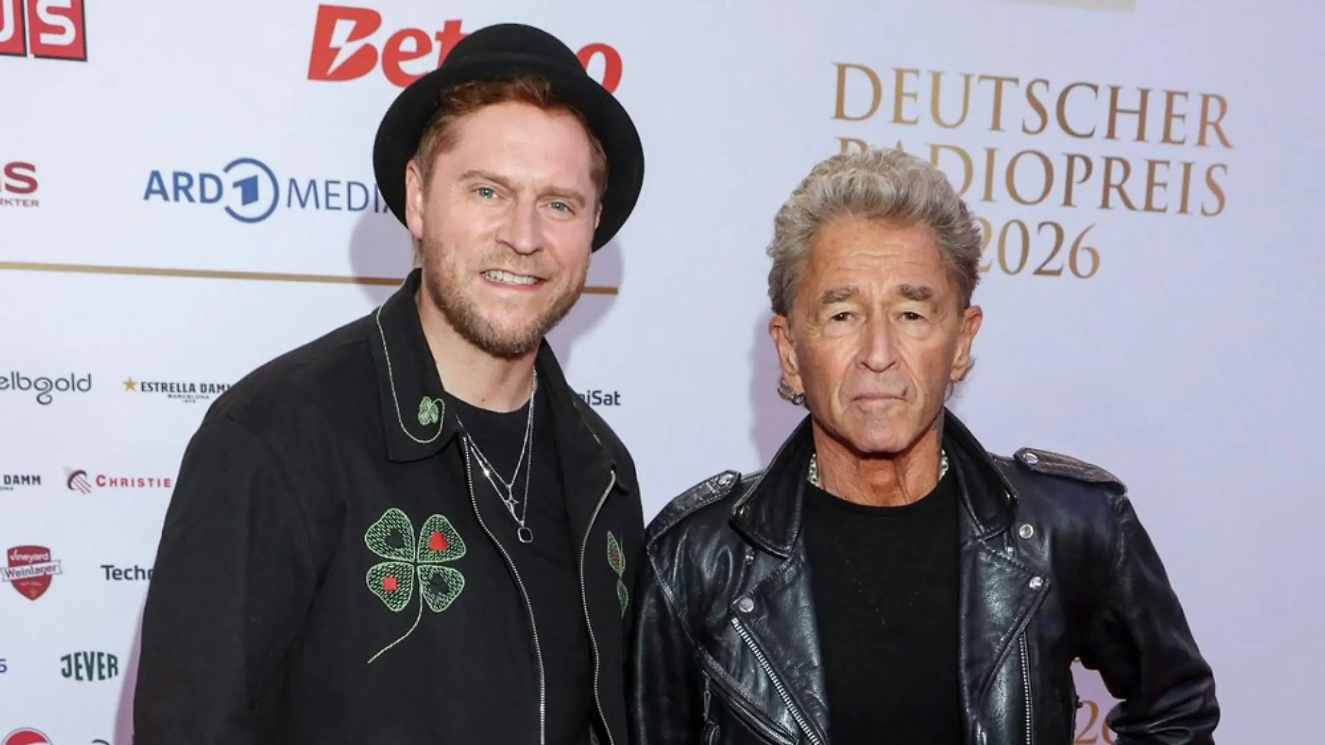 Johannes Oerding und Peter Maffay stehen an der Spitze der deutschen Album-Charts.