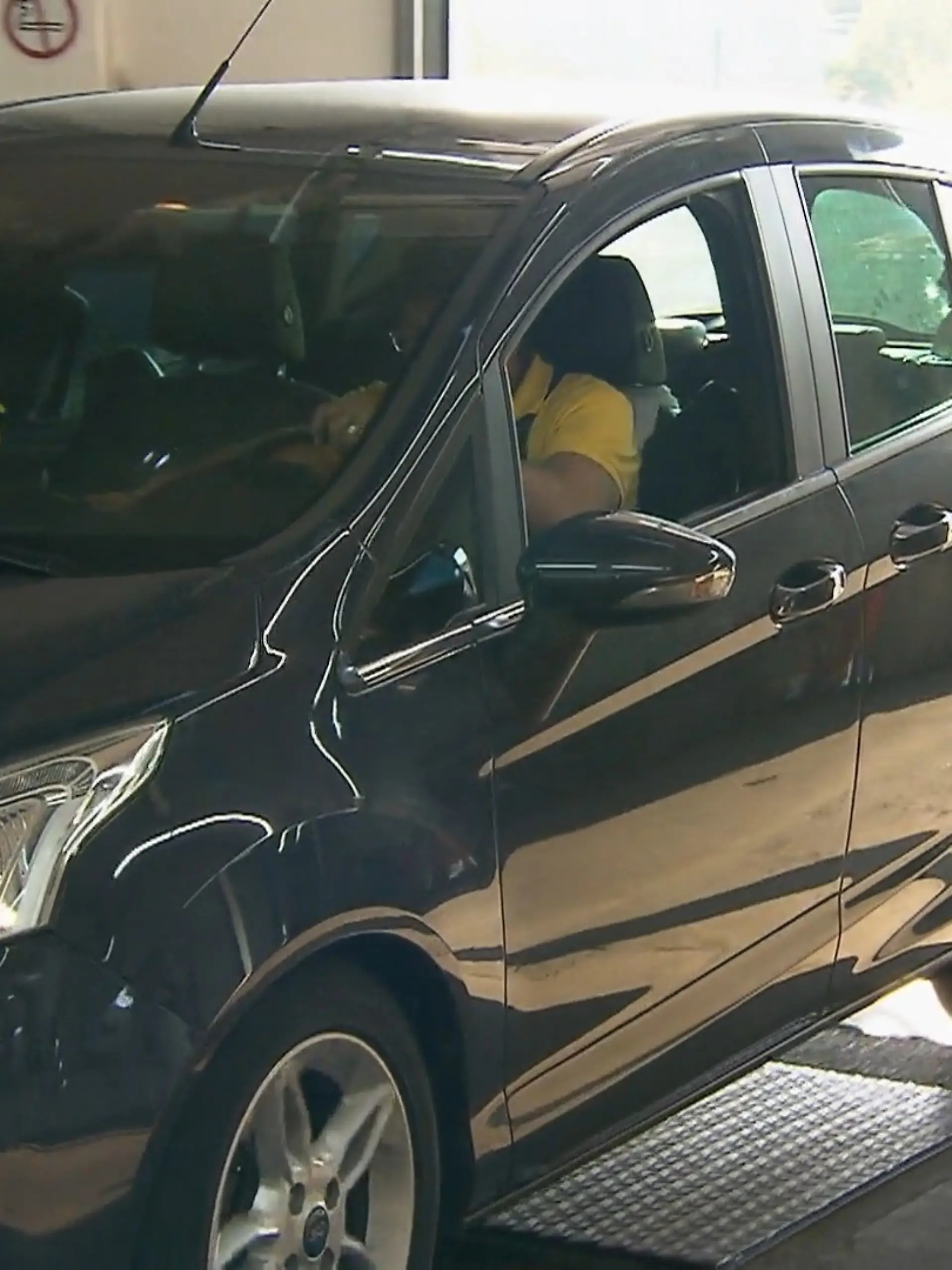 Bild zu: "Plötzlich steht der Ford B-Max wieder still"