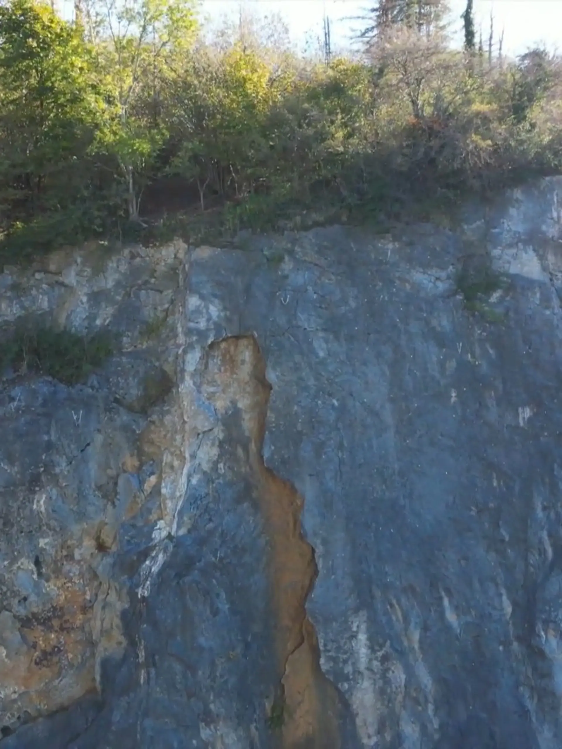 Bild zu: "21-Jährige stirbt nach Bungee-Sprung in Warstein"