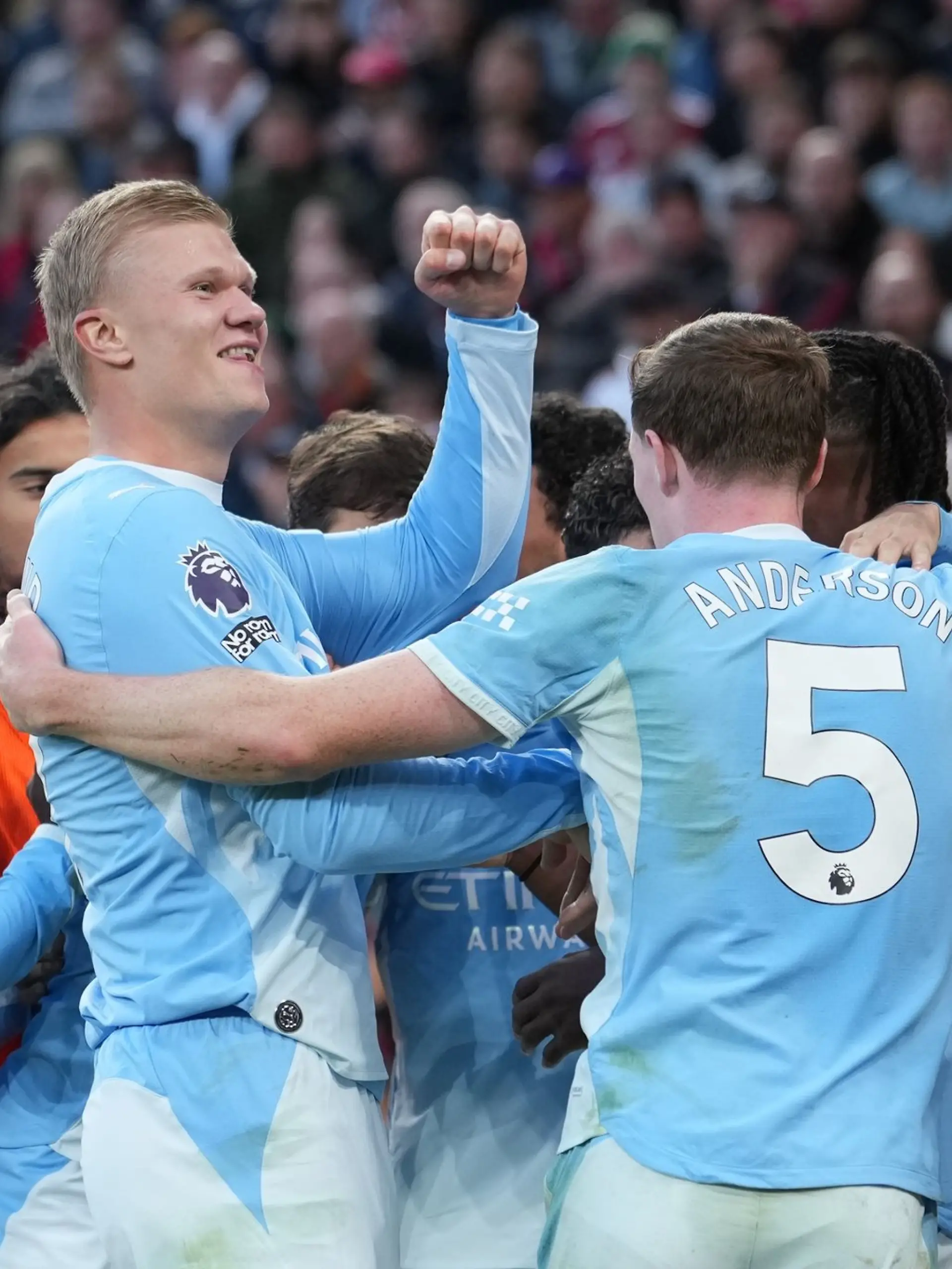 Bild zu: "Spitzenreiter oder „Schein-Club“ - Man City trotzt dem Spott"
