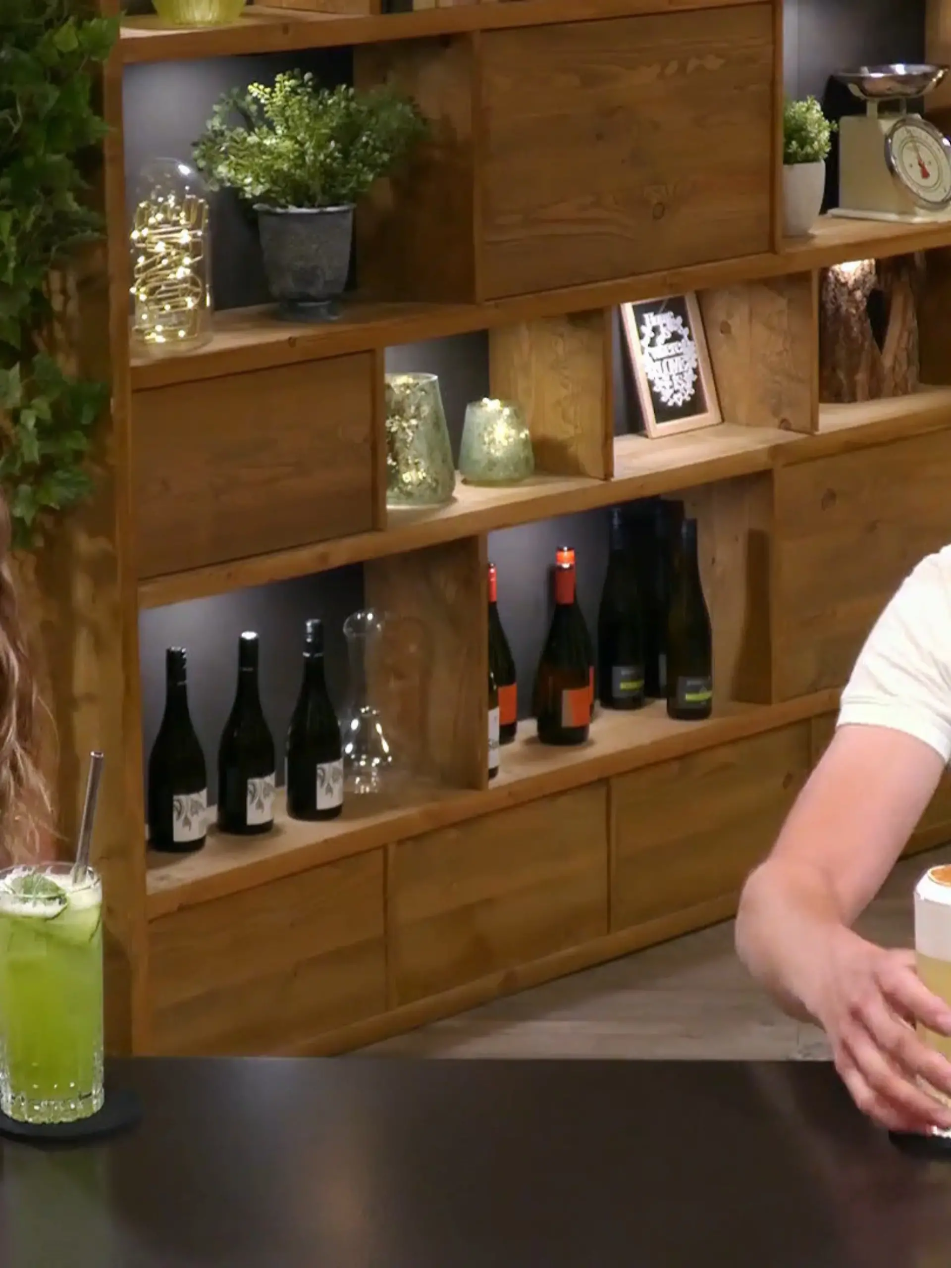 Bild zu: "Leonie sucht den richtigen Vibe – Niklas bringt gute Laune mit"