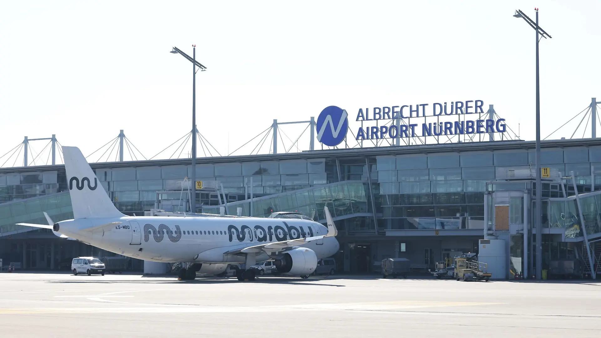 Bild zu: "Pilot sendet Entführungs-Code – Flughafen Nürnberg geschlossen"