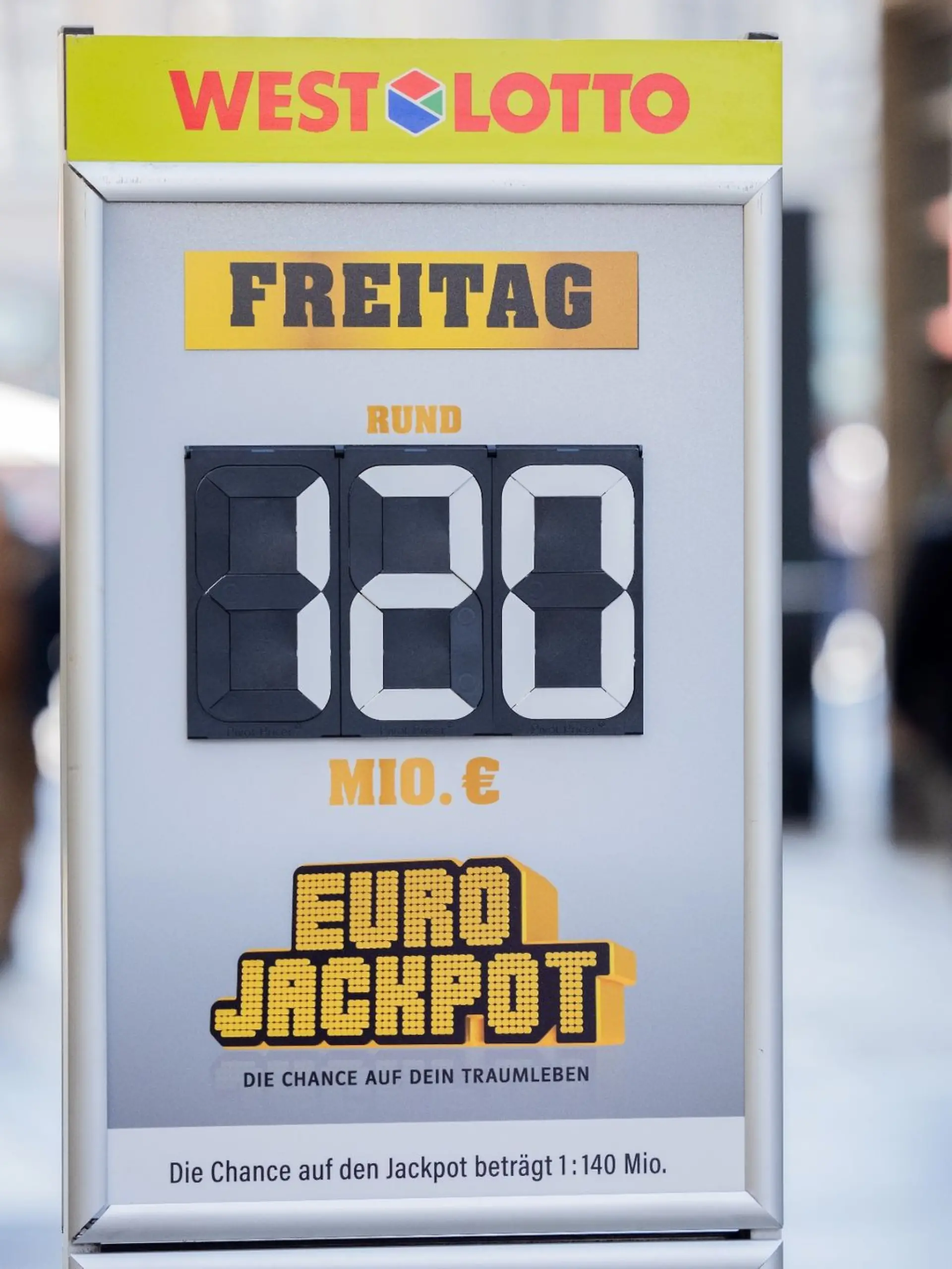 Fünf Richtige plus die zwei korrekten Eurozahlen braucht es, um den Hauptgewinn beim Eurojackpot abzuräumen.