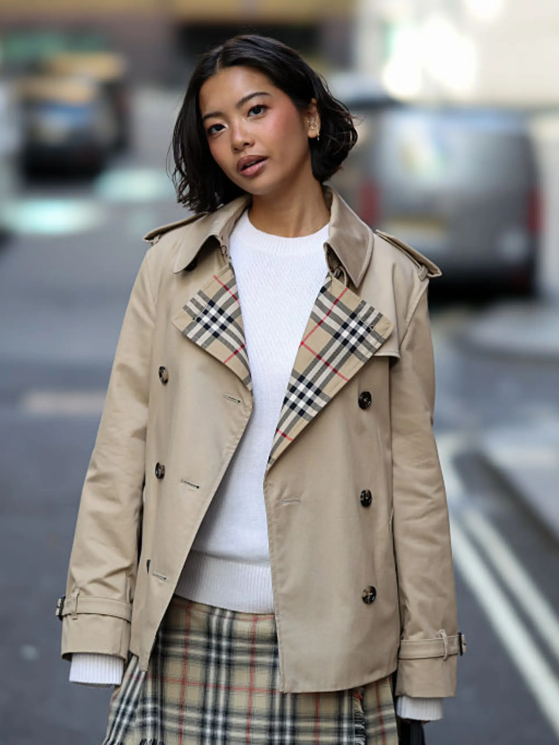Bild zu: "Perfekt für die Übergangszeit: Diese Jacke begleitet uns durch den Herbst"