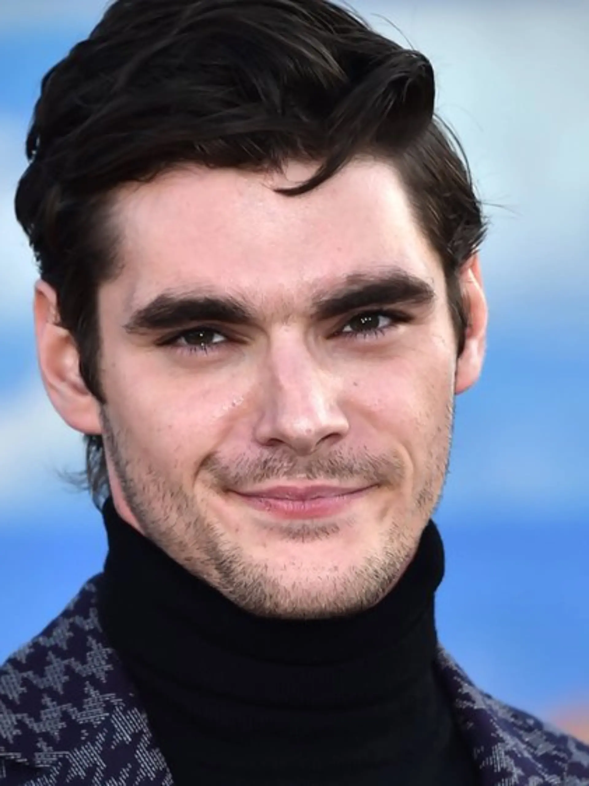 Schauspieler RJ Mitte ist im Alter von 34 Jahren gestorben.