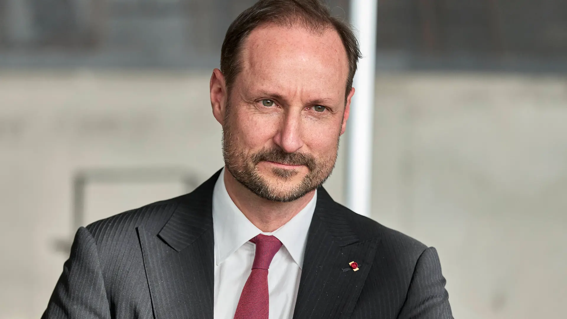 König Haakon vermisst seinen Vater sehr.