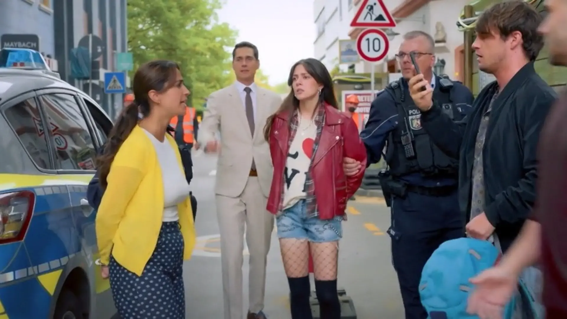 Kaum zurück – schon hat Marie Ärger mit der Polizei „Unter uns“-Folge vom 16.10.26 auf RTL+