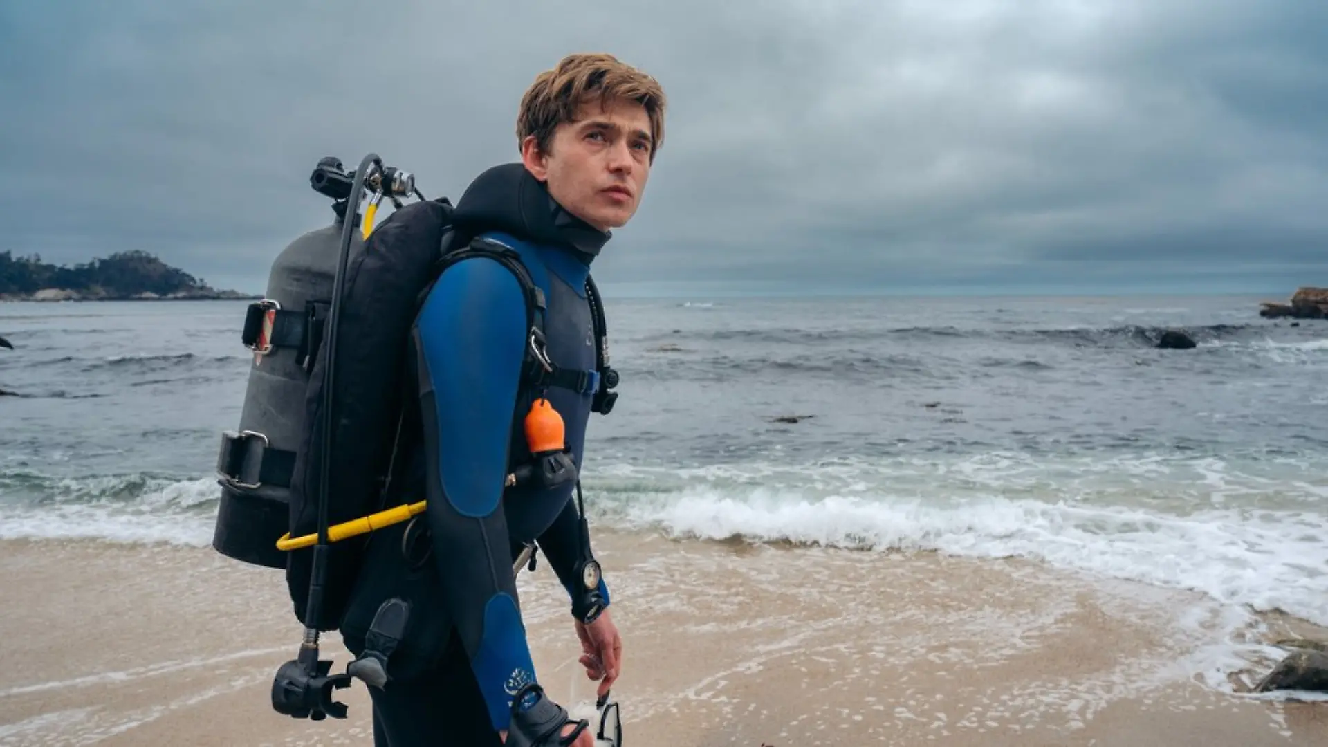 Nachdem es Austin Abrams in "Resident Evil" zuletzt mit gefräßigen Zombies zu tun bekam, hat ihn in "Whalefall" nun ein Wal zum Fressen gerne.