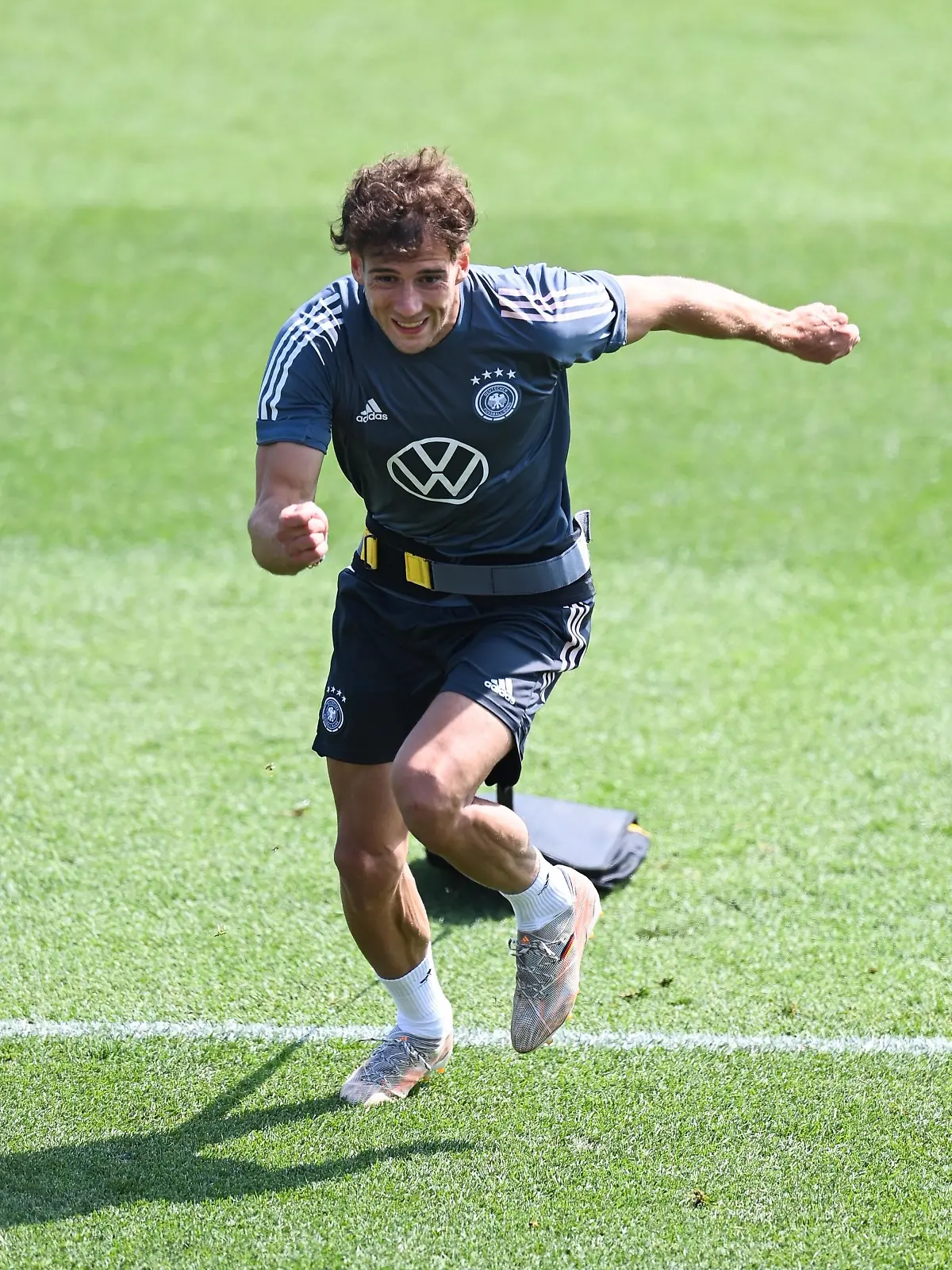 Leon Goretzka wird gegen England wohl sein Startelf-Debüt feiern.