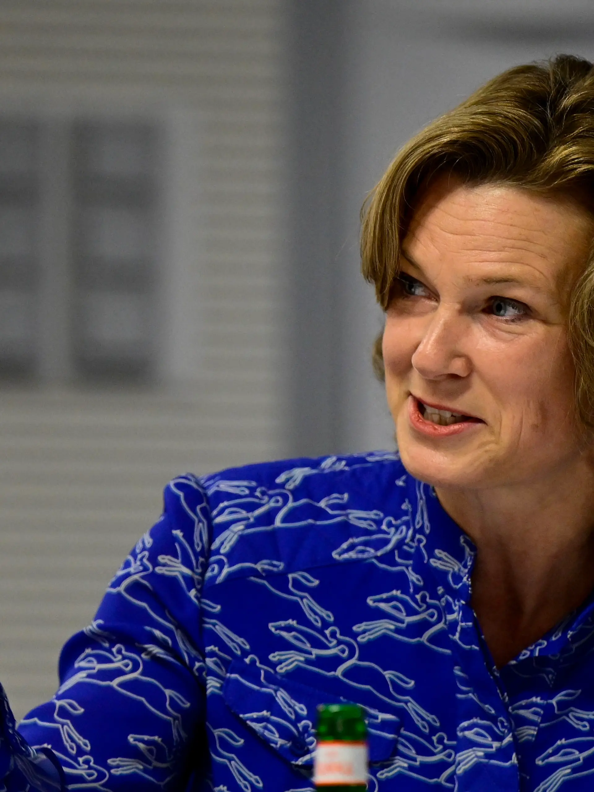 Katharina von Schnurbein, Koordinatorin der Europäischen Kommission für die Bekämpfung des Antisemitismus und die Förderung des jüdischen Lebens, nimmt während eines Treffens der Sonderbeauftragten und Koordinatoren zur Bekämpfung des Antisemitismus an einer Pressekonferenz teil.