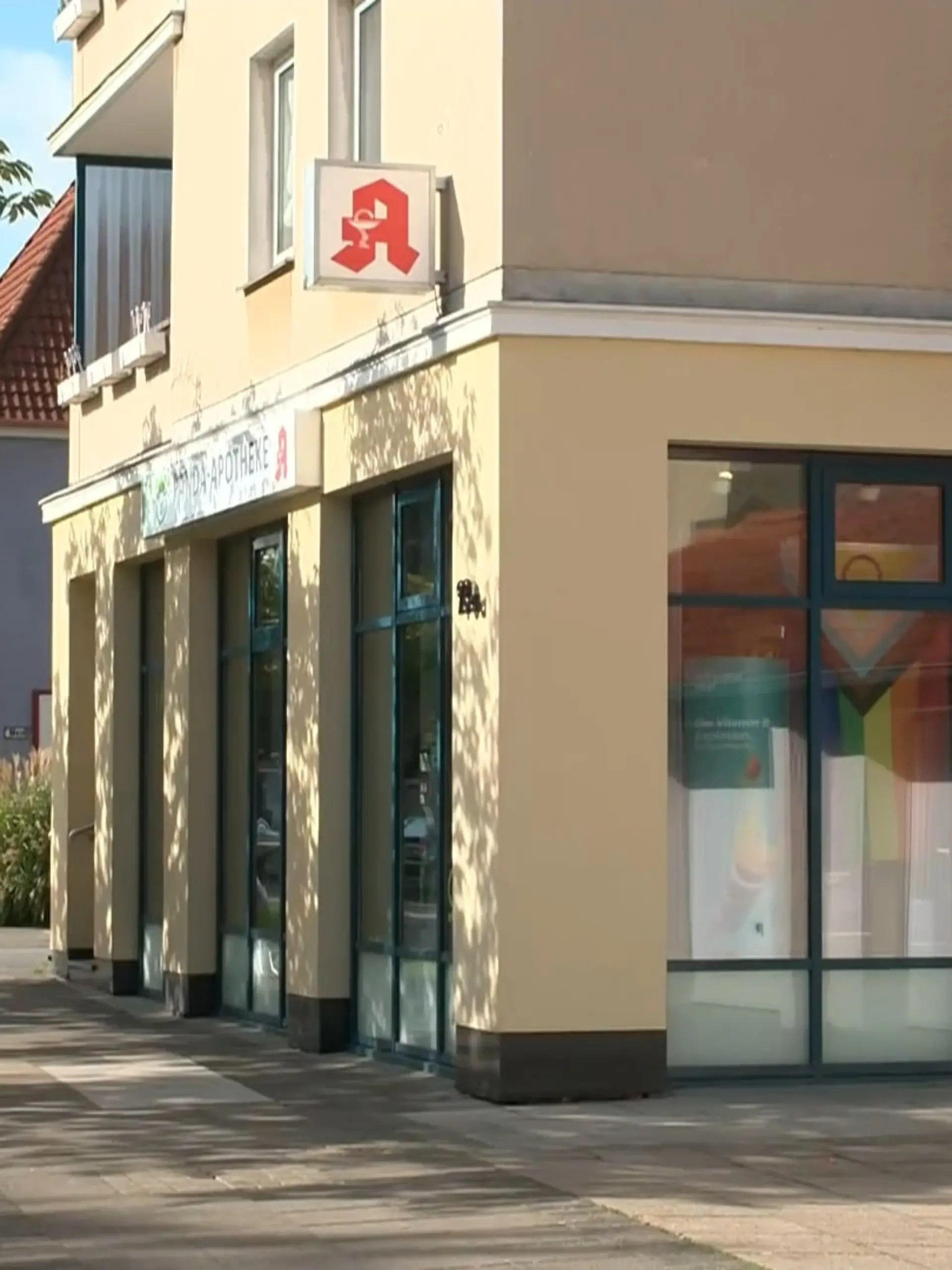 Bild zu: "AfDler in Apotheke in Bielefeld unerwünscht"
