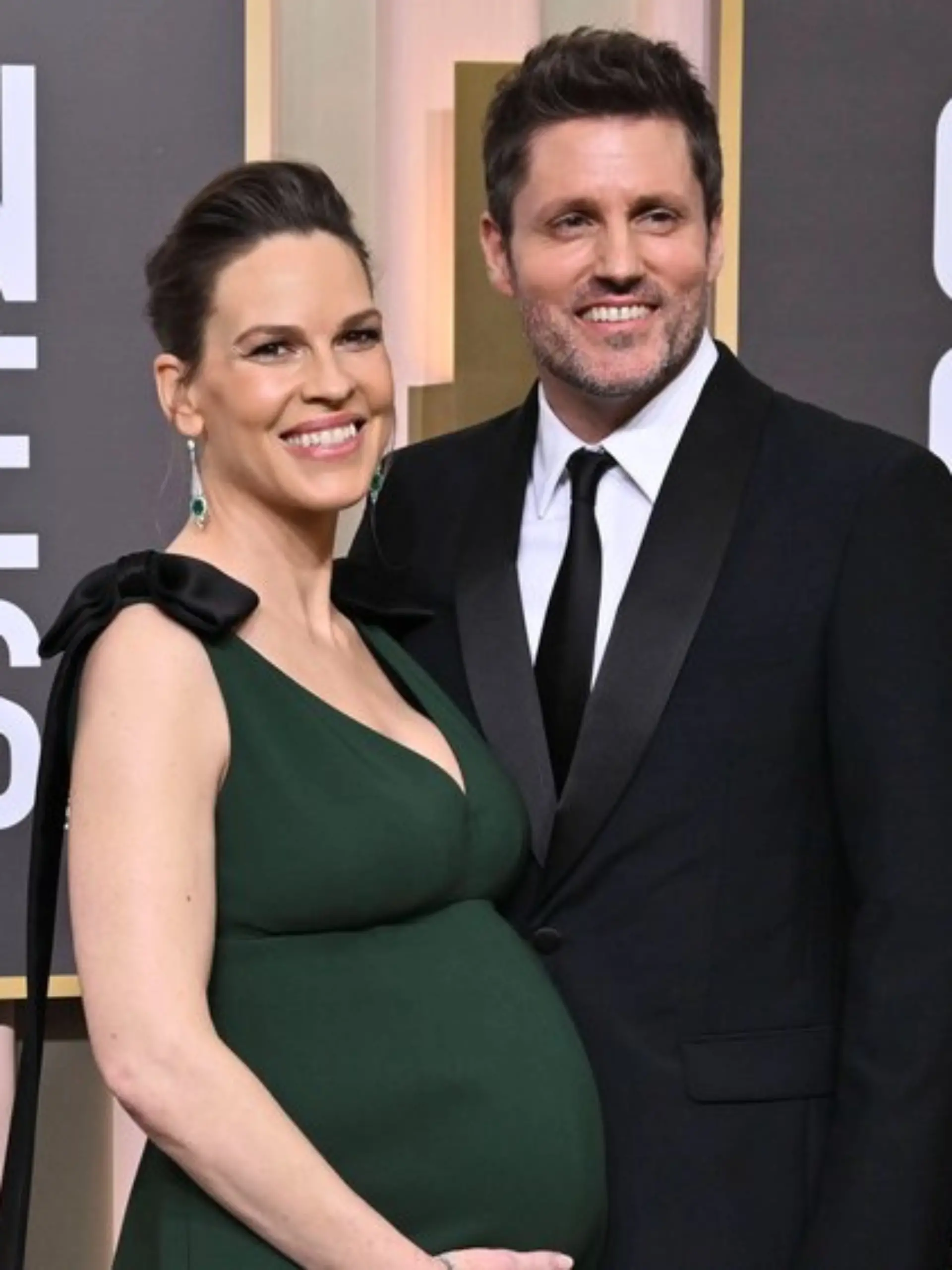 Hilary Swank und Philip Schneider sind seit 2023 Eltern von Zwillingen.
