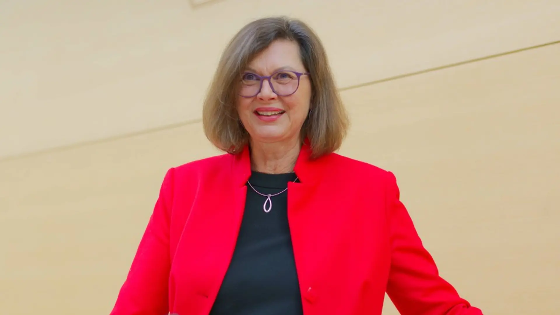 Ilse Aigner hatte einen Tumor im Rücken sowie Schilddrüsenkrebs.