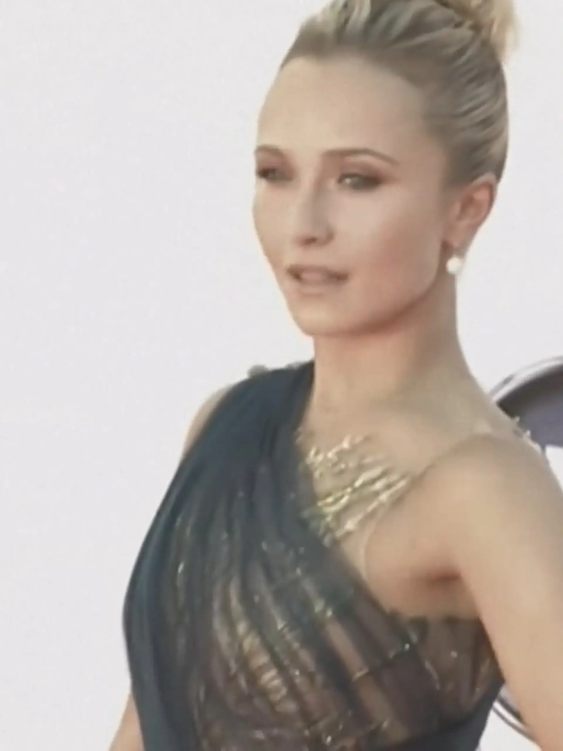 Bild zu: "Notruf veröffentlicht! Hier kämpft Hayden Panettieres Ex-Freund um ihr Leben"