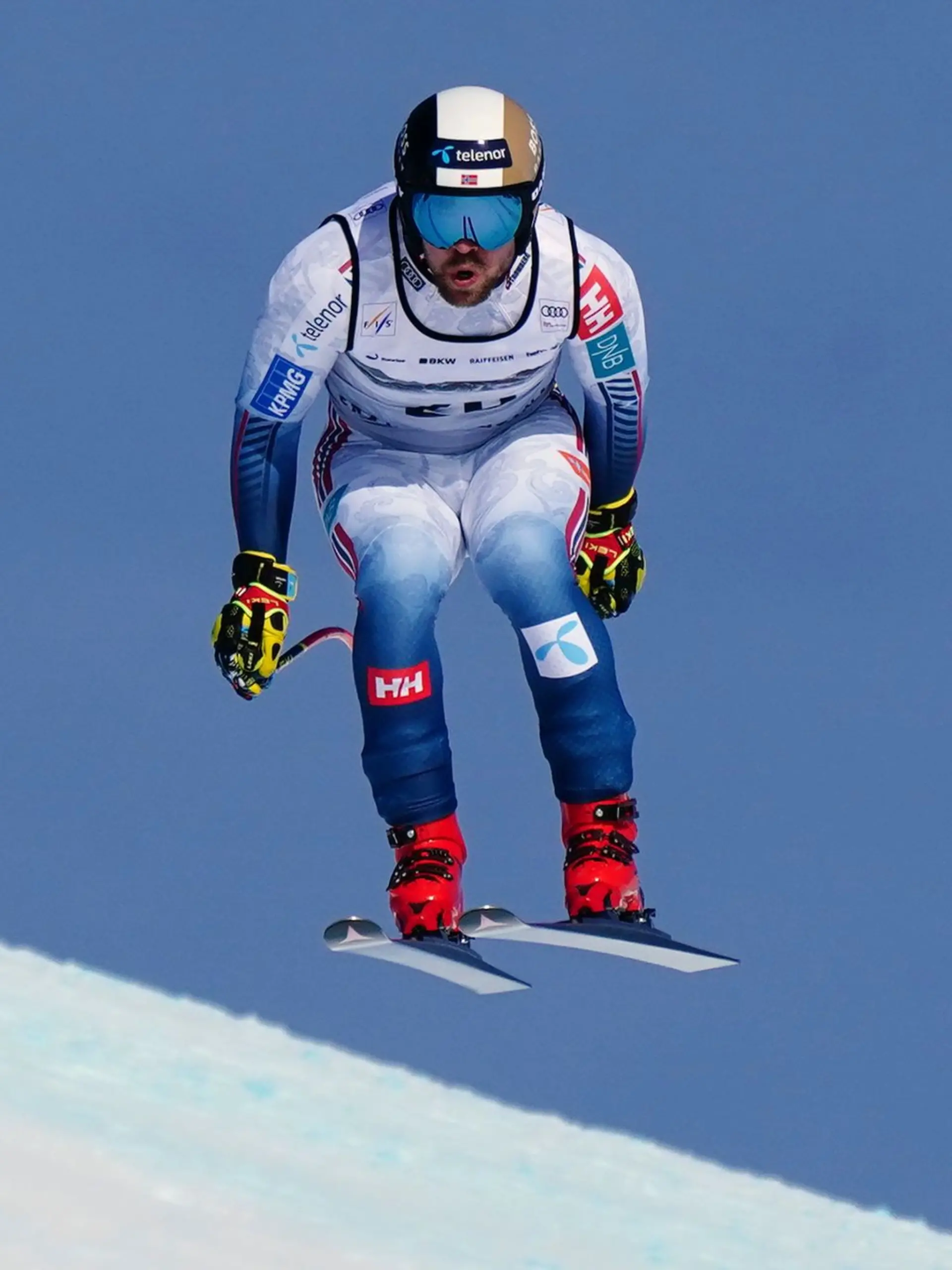 Bild zu: "Norwegens Ski-Star Kilde erneut schwer verletzt"