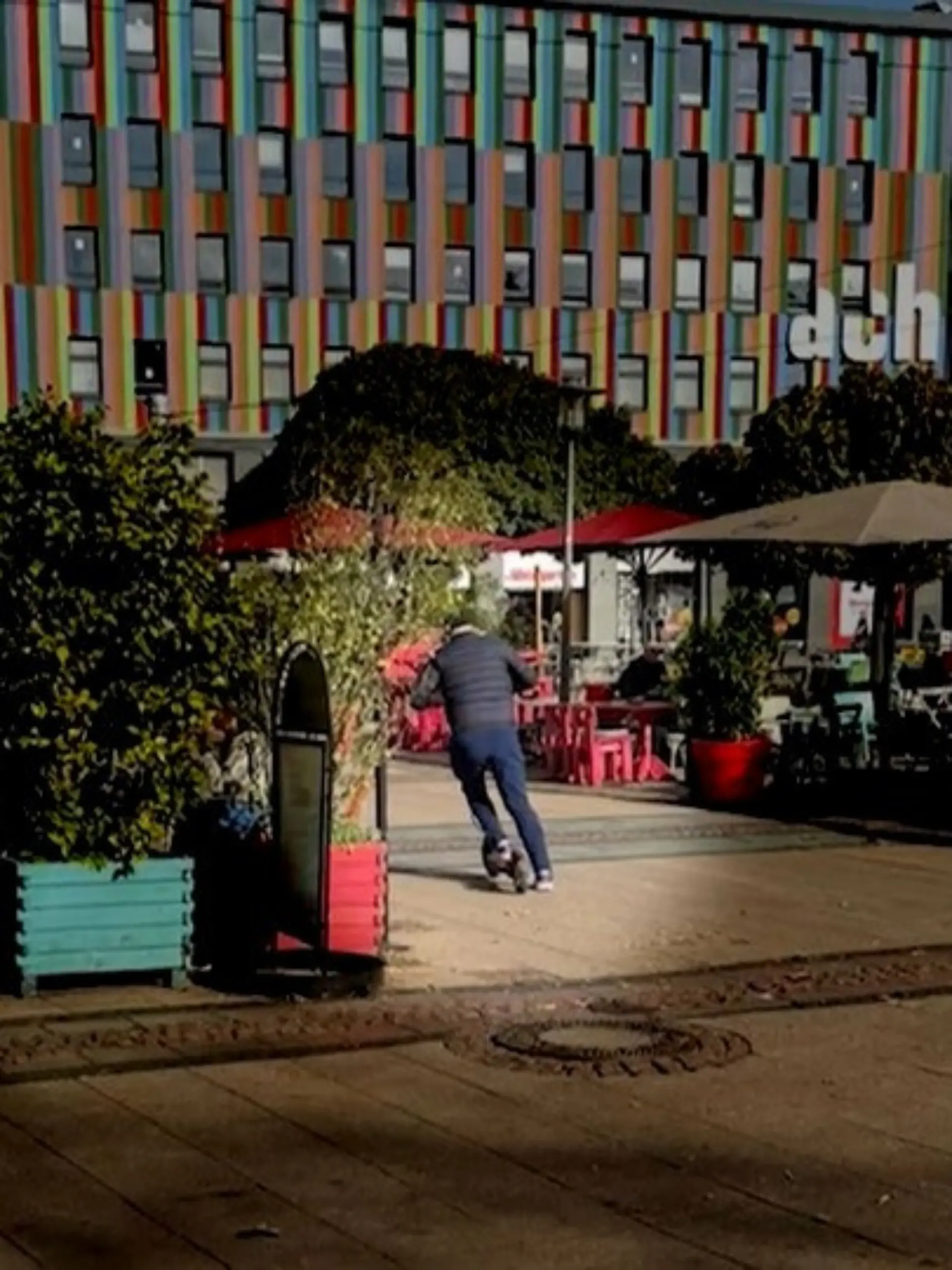 Bild zu: "Häftling in Essen befreit! Ist das einer der Fluchthelfer?"