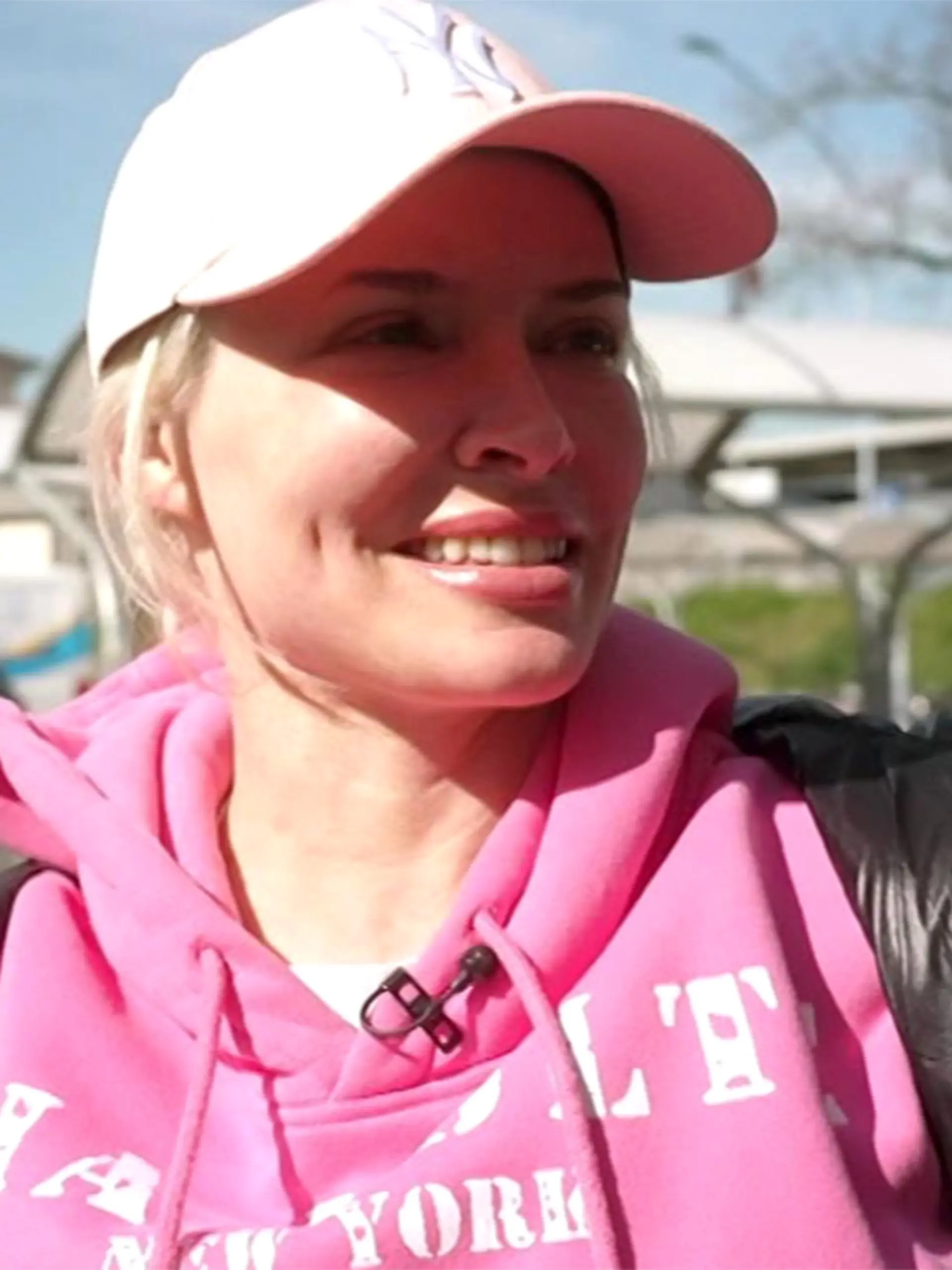 Bild zu: "Schamlippen-Zoff bei den Katzenbergers! DAS hält Mama Iris von Danielas OP"