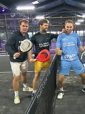 Bild zu: "NRWs größte Padelhalle eröffnet"