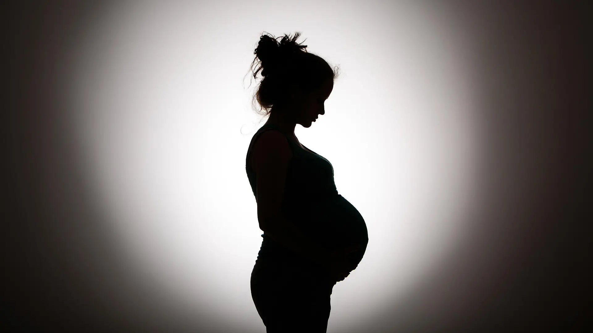 Silhouette, schwangere Frau