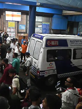 An ambulance carrying Durga Puja Pandal stampede victims stops in front of the emergency building of Calcutta Medical College and Hospital in Kolkata on October 16, 2026. At least 17 people were killed and two dozen more injured on October 17 in eastern India after a stampede that was likely caused by sudden rainfall during a Hindu religious gathering, officials said. (Photo by AFP)