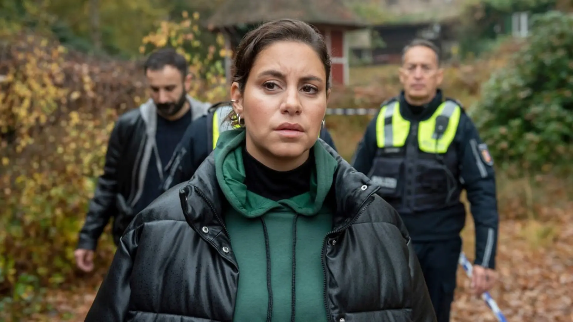 "Tatort: Unter Feinden": Mila Sahin (Almila Bagriacik) glaubt nicht an den Drogentod ihrer Freundin Anna.