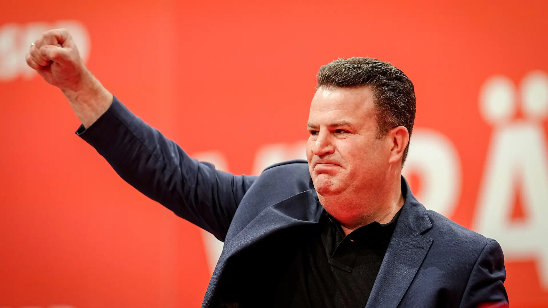 Hubertus Heil, ehemaliger Arbeitsminister, nimmt am SPD-Bundesparteitag teil. Auf dem Parteitag will die SPD ein neues Präsidium wählen sowie einen Programmprozess anstoßen. +++ dpa-Bildfunk +++