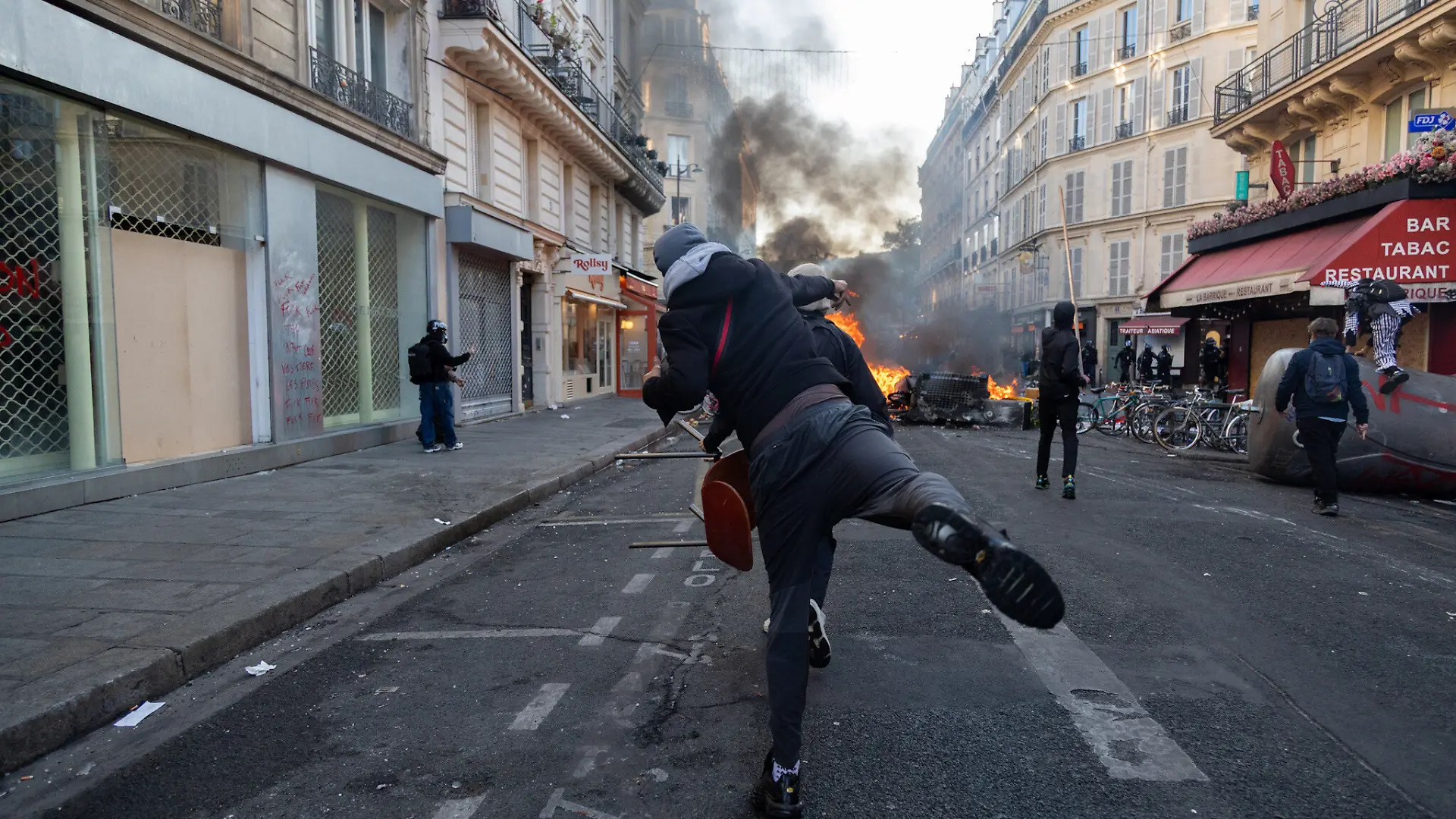Proteste in Frankreich: Zu Ausschreitungen kam es am Wochenende auch in Paris