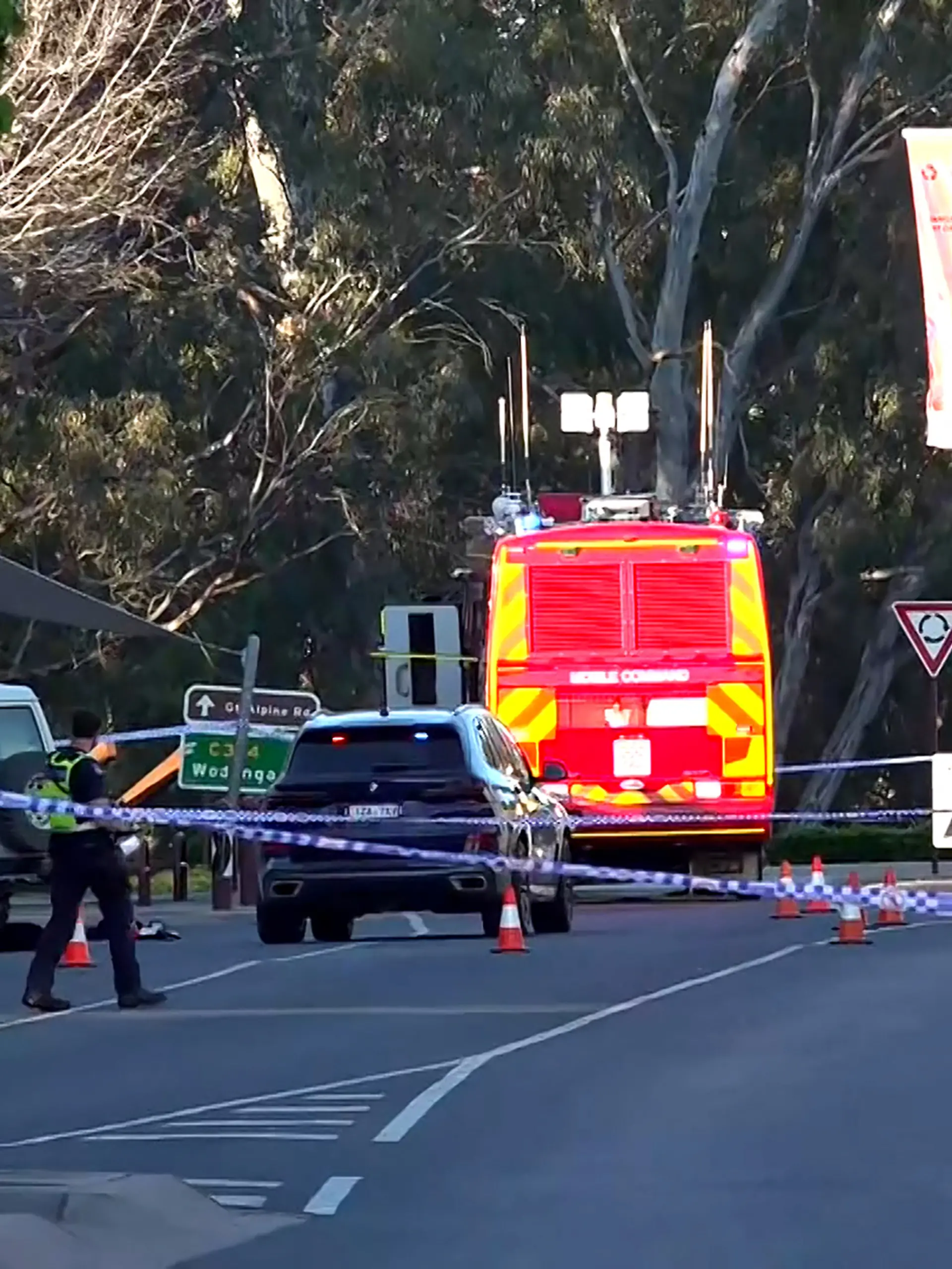 This frame grab taken from video footage provided by the Australian Broadcasting Corporation (ABC) on October 19, 2026 via AFPTV shows police officers at the scene after Australian independent lawmaker Helen Haines was struck by a car and suffered critical injuries outside her office in Wangaratta, about 200 kilometres northeast of Melbourne. Haines was being treated in hospital for critical injuries October 19 after being struck deliberately by a car in what officials described as a "violent" attack. (Photo by AUSTRALIAN BROADCASTING CORPORATION (ABC) / AFP) / - Australia OUT / NO USE AFTER OCTOBER 29, 2026 11:39:02 GMT -  - AUSTRALIA OUT / NO USE AFTER OCTOBER 29, 2026 11:39:02 GMT -  - AUSTRALIA OUT / RESTRICTED TO EDITORIAL USE - MANDATORY CREDIT "AFP PHOTO / AUSTRALIAN BROADCASTING CORPORATION (ABC)" - NO MARKETING - NO ADVERTISING CAMPAIGNS - NO ACCESS AUSTRALIAN BRODCASTERS - DISTRIBUTED AS A SERVICE TO CLIENTS -- NO ARCHIVES / 