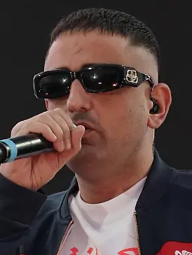 Haftbefehl musste kürzlich Konzerte absagen. Jetzt ist der Rapper in einer Reha-Klinik.