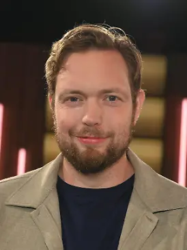 In seinem Podcast „Bratwurst und Baklava” spricht Bastian Bielendorfer offen über seinen Hormonhaushalt.