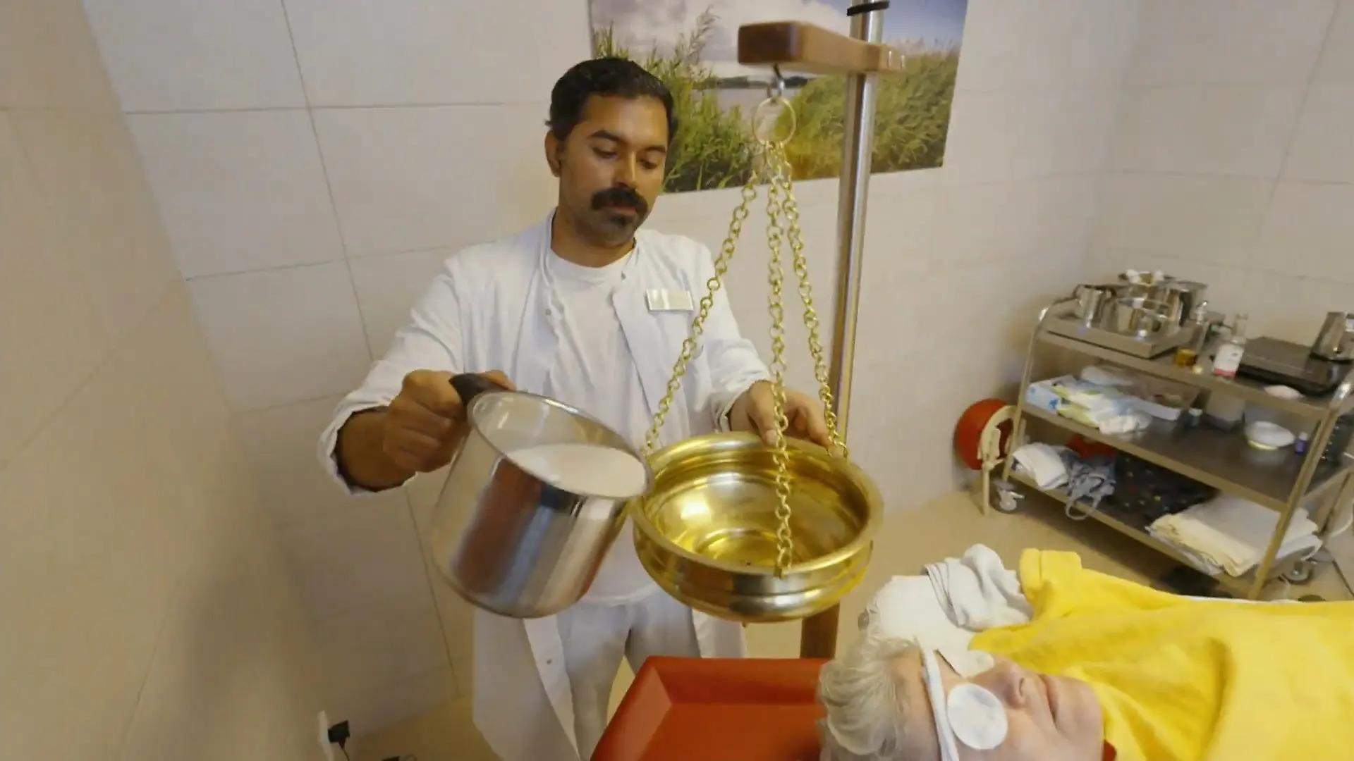 Bei welchen Erkrankungen Ayurveda helfen kann - und wo eher nicht Mediziner erklärt
