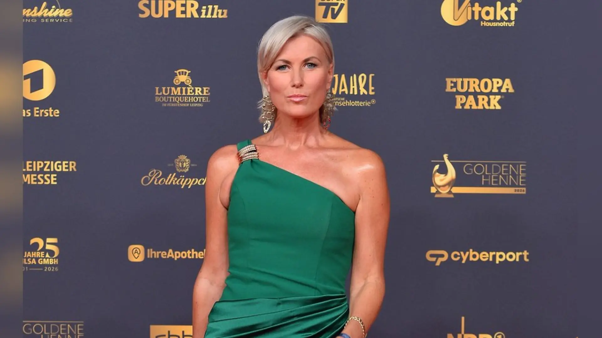 Kamilla Senjo muss aktuell den Tod ihres Vaters verkraften.