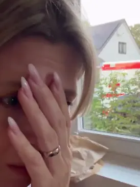 Bild zu: "Schwangerer Ex-„Let's Dance"-Star flutet Keller – dann kommt auch noch der Rettungswagen!"