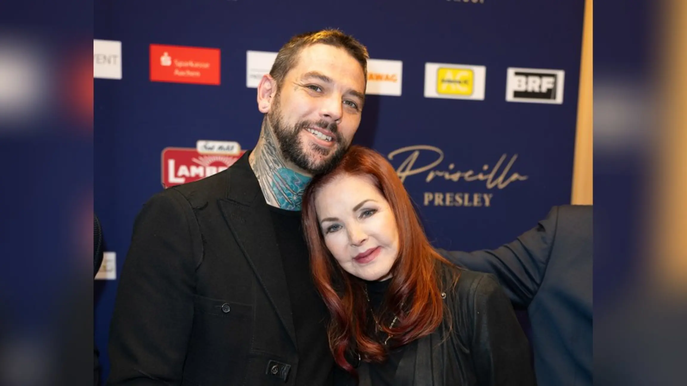 Priscilla Presley und ihr Sohn Navarone Garibaldi Garcia in Baesweiler.