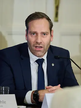 GdP-Bundeschef Jochen Kopelke sieht die deutsche Polizei gut auf mögliche Ausschreitungen vorbereitet – warnt aber vor Gewalttätern. (Archivbild)