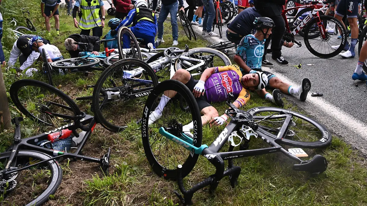 Zum Auftakt der Tour de France kam es zu einem Massensturz