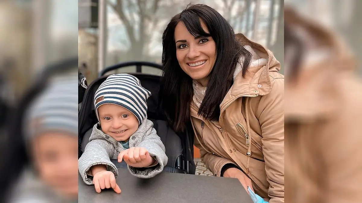 Daniel (3) und seine Mutter Diana. Der Junge leidet an einer seltenen Herzkrankheit. Jetzt wurde endlich ein Spenderherz für ihn gefunden.
