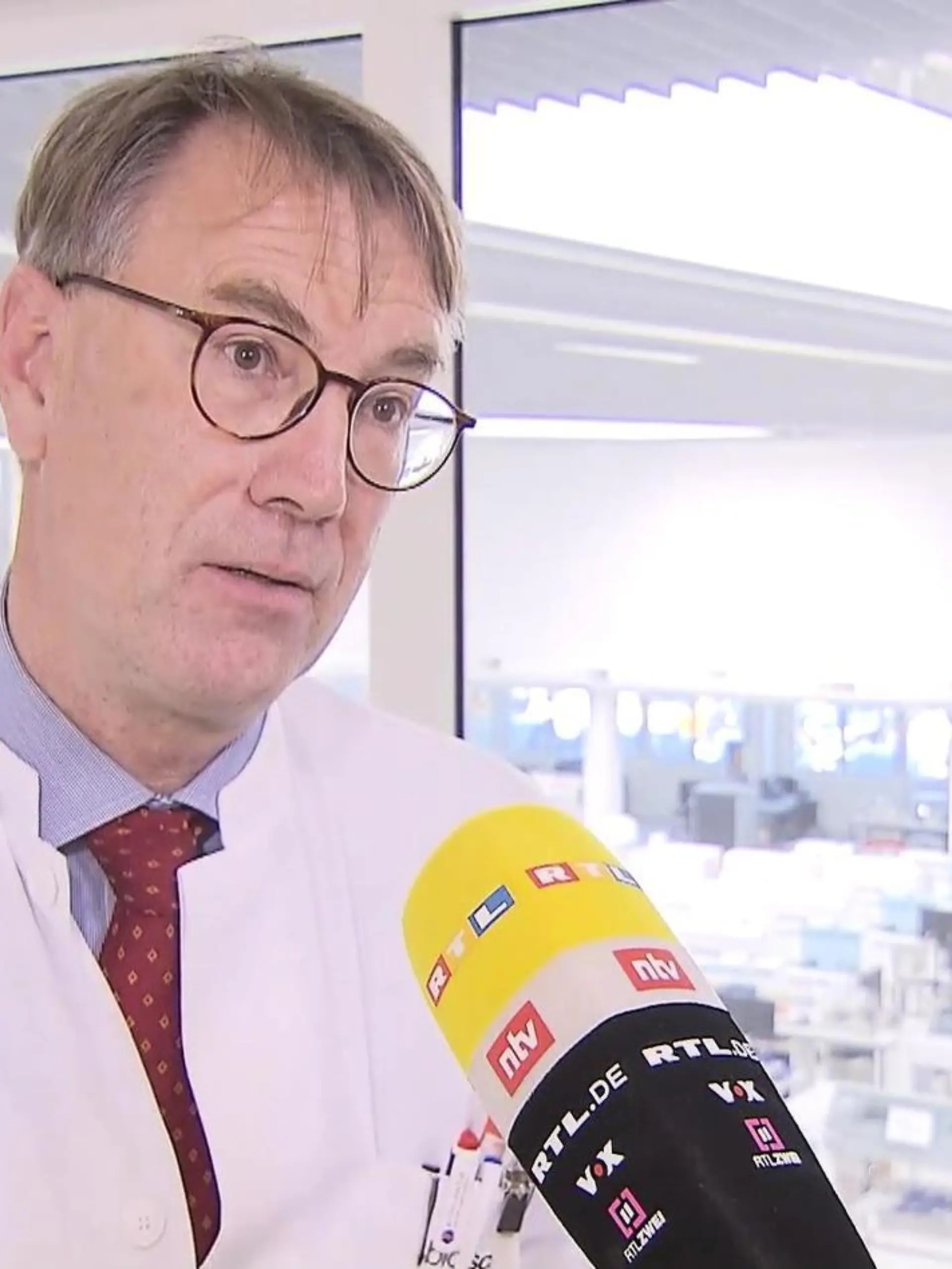 Dr. Zinn im RTL Interview.