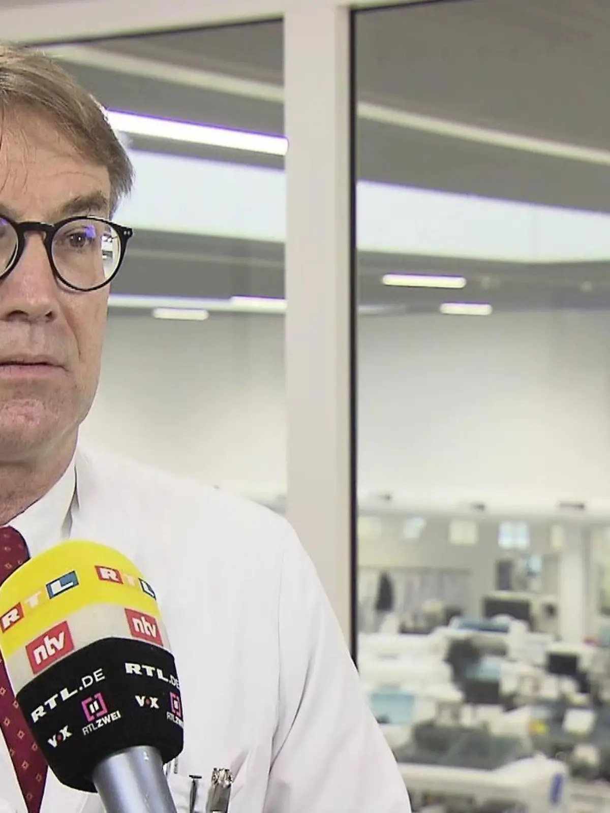Dr. Zinn im RTL-Interview.