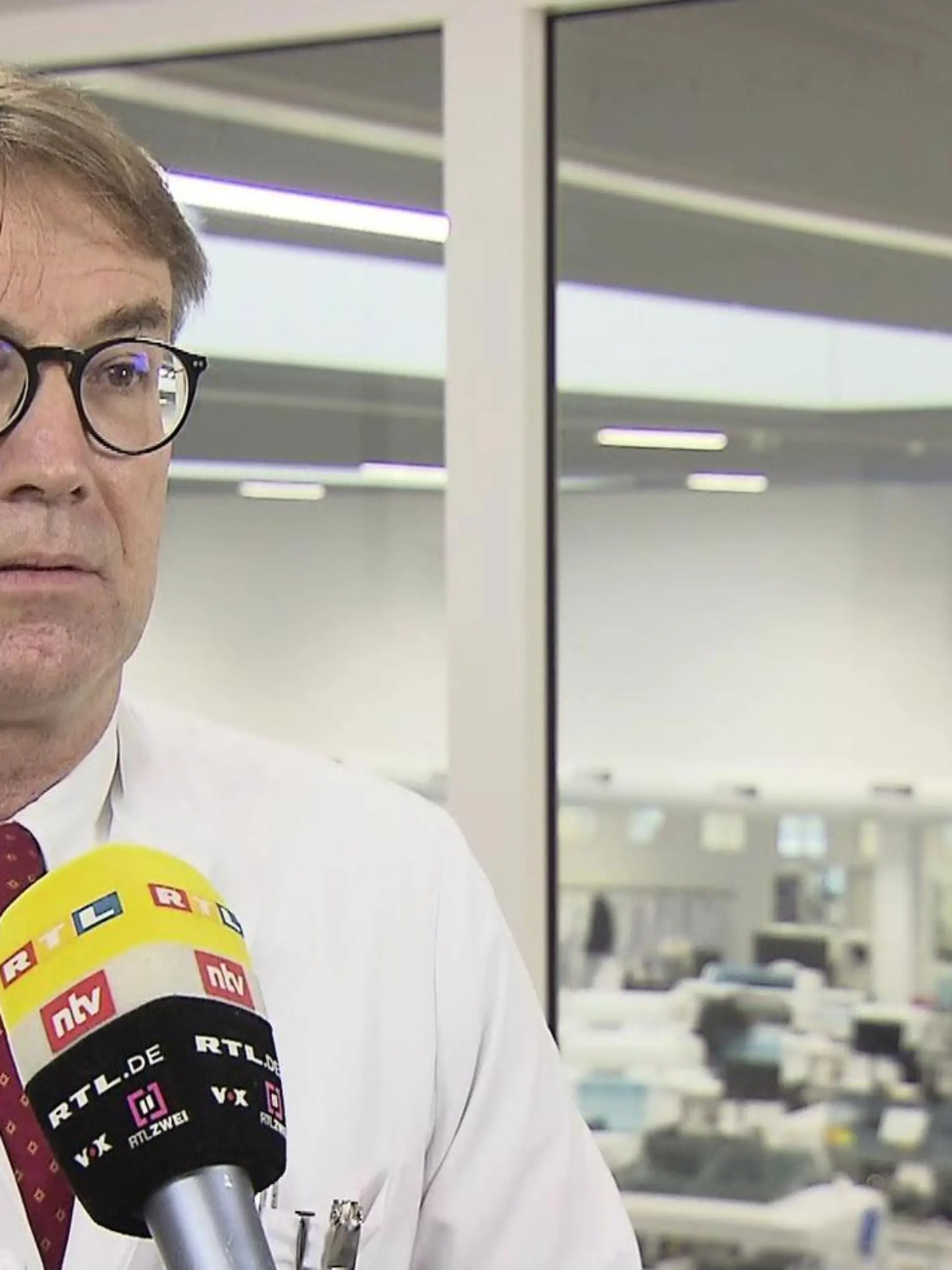 Dr. Zinn im RTL-Interview.