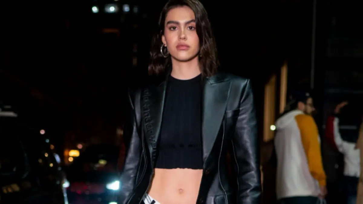 Amelia Gray Hamlin schwört nach dem Lockdown auf glamouröse Outfits