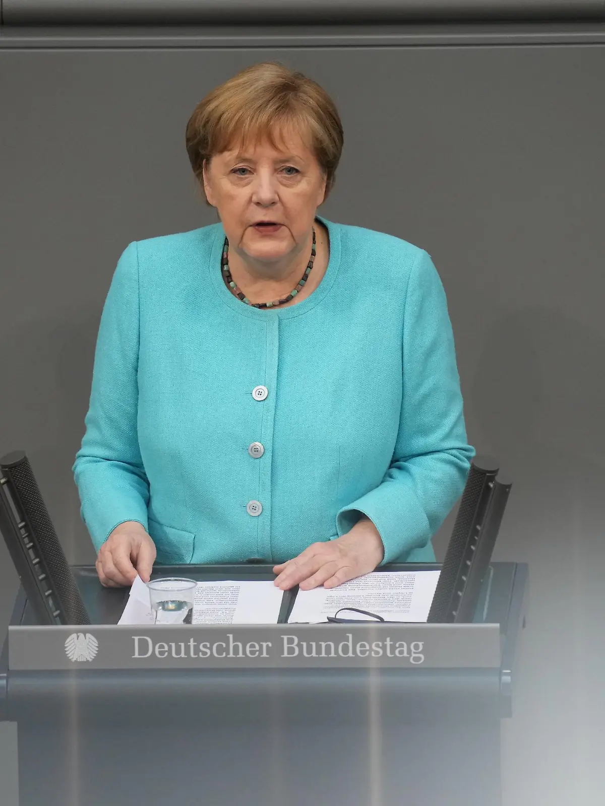 Angela Merkel bei ihrer wahrscheinlich letzten Regierungserklärung.