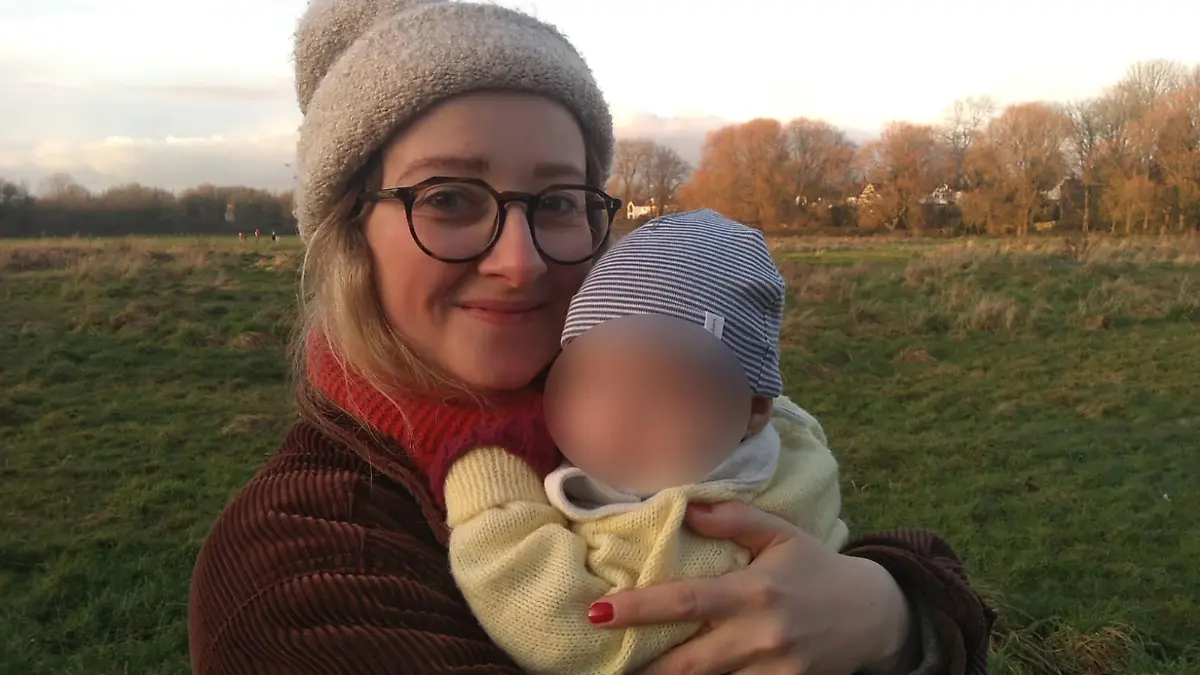 Julia Cooper mit neun Monate alter Tochter