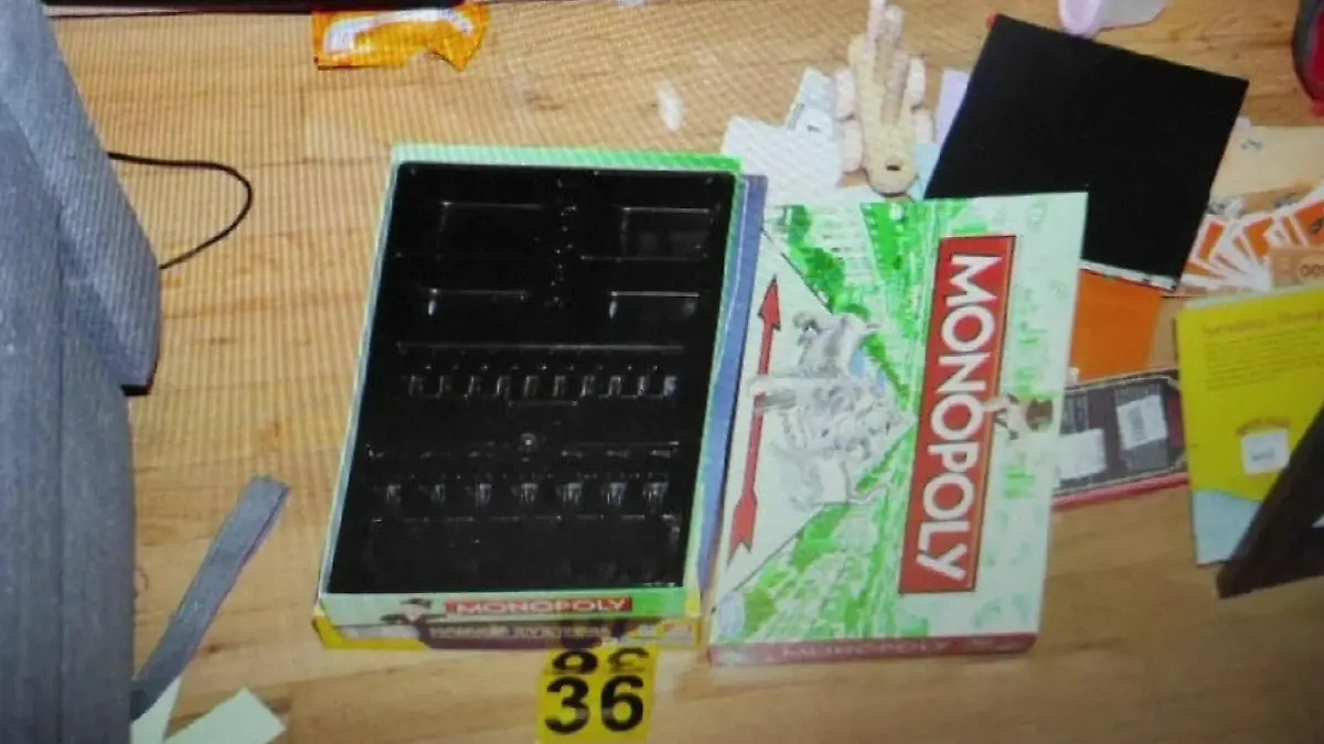 In diesem Monopoly-Karton sollen sich laut Babis A. über 11.500 Euro befunden haben, die die Einbrecher geklaut hätten. Auch das war laut der Polizei erfunden.