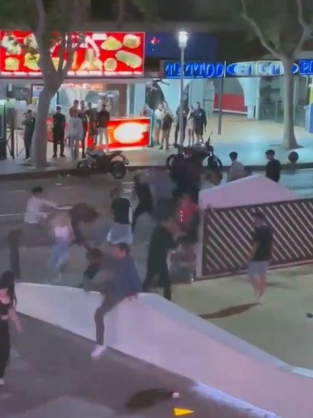 Massenschlägerei in Magaluf (Mallorca)