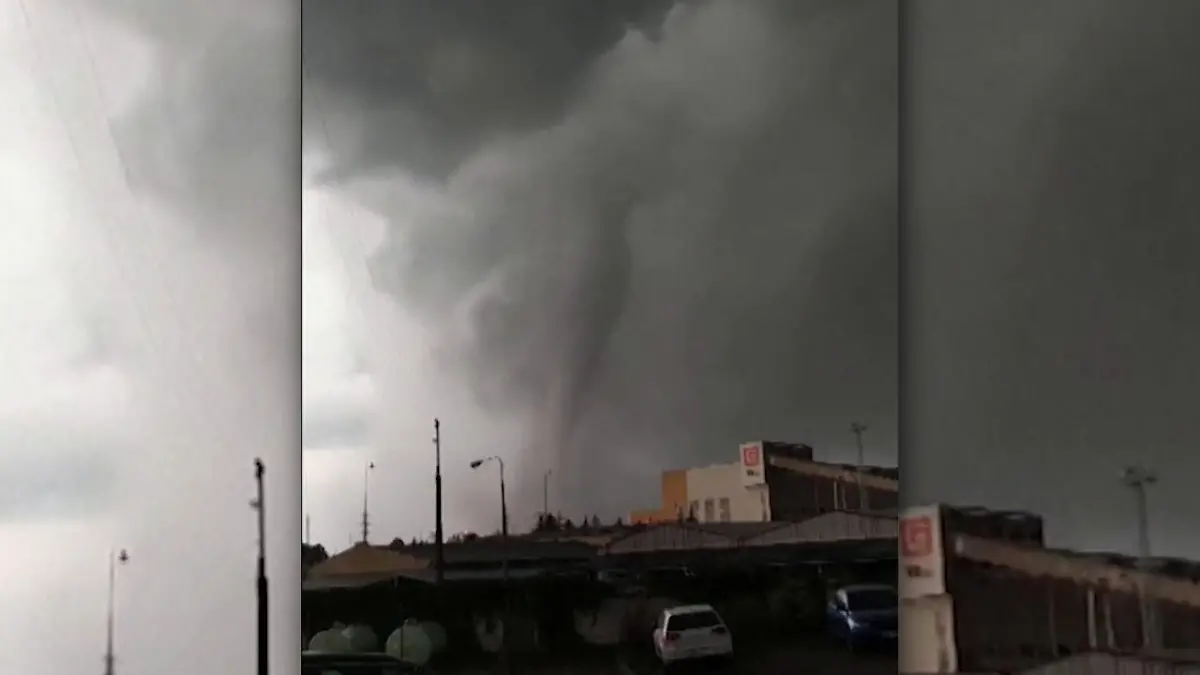 Tornado verwüstet Tschechien Augenzeugen filmen zerstörerischen Sturm