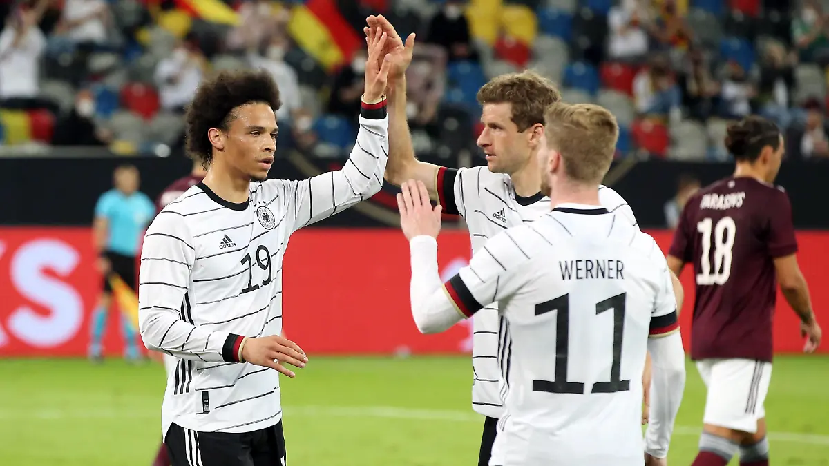 Leroy Sane 7:1, Thomas Müller 3:0, Timo Werner 6:0 / jubelnd / Freude / Emotion / Jubel nach 7:1 / / Fußball Fussball / Testspiel Länderspiel Nationalmannschaft DFB Herren / Saison 2020/2021 / 07.06.2021 / Deutschland GER vs. Lettland LAT Latvia / Geisterspiel wegen Corona Covid 19 / DFL regulations prohibit any use of photographs as image sequences and/or quasi-video. / *** Leroy Sane 7 1, Thomas Müller 3 0, Timo Werner 6 0 jubilant joy emotion jubilation after 7 1 Sport Football Soccer Test Match International Match National Team DFB Men Season 2020 2021 07 06 2021 Germany GER vs Latvia LAT Latvia Canceled match due to Corona Covid 19 DFL regulations prohibit any use of photographs as image sequences and or quasi video