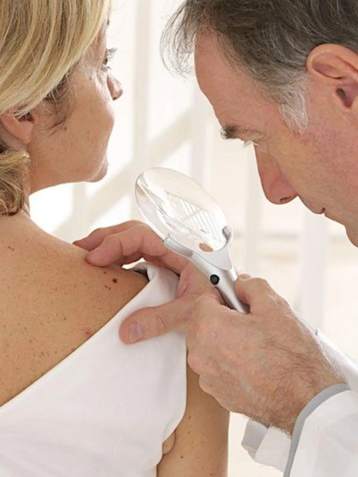 Dermatologin klärt auf: "Jede dritte Krebsdiagnose ist Hautkrebs"