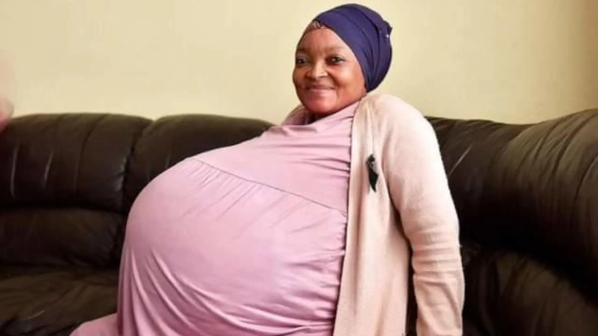 Gosiame Thamara Sithole (37) ist jetzt Mutter von zwölf Kindern.